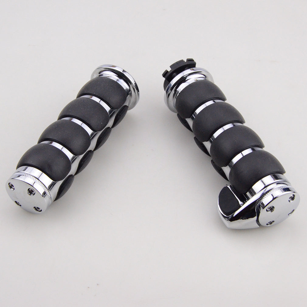 GOOFIT Motorcycle Chrome Padded Hand Grips Handlebar Throttle Boss Replacement for Softail Dyna Electra Glide