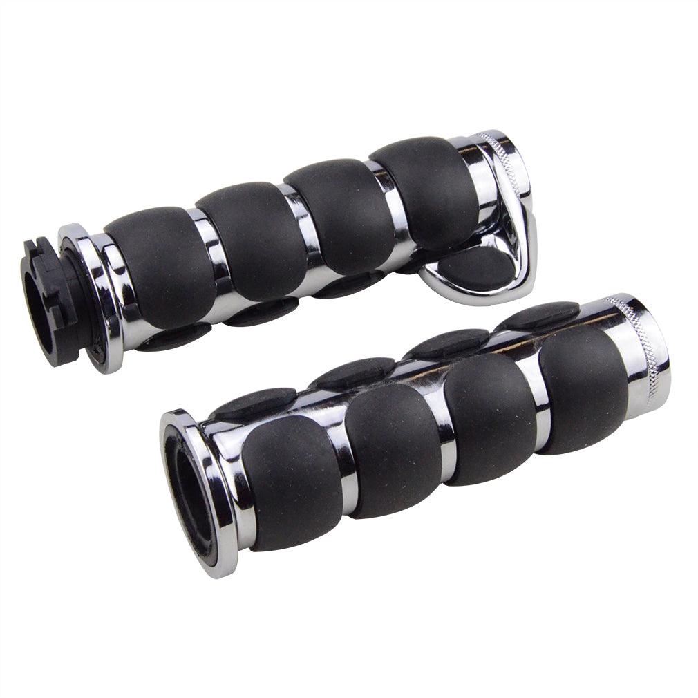 GOOFIT Motorcycle Chrome Padded Hand Grips Handlebar Throttle Boss Replacement for Softail Dyna Electra Glide