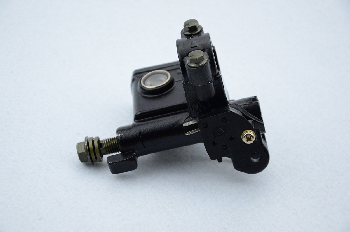 GOOFIT Right Upper Disc Brake Pump for 50cc 70cc 90cc 110cc 125cc 150cc 200cc 250cc ATV Go Kart